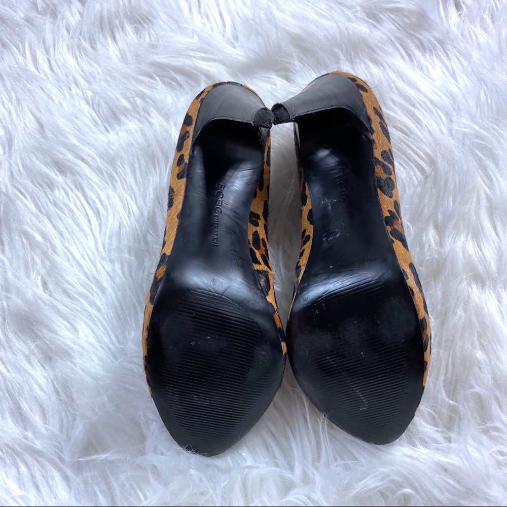 BCBG Generation Leopard Print Brady Pups Calf - Picture 7 of 7